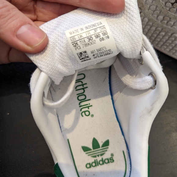 Kids 12 Stan Smith Adidas sneakers - Picture 3 of 4